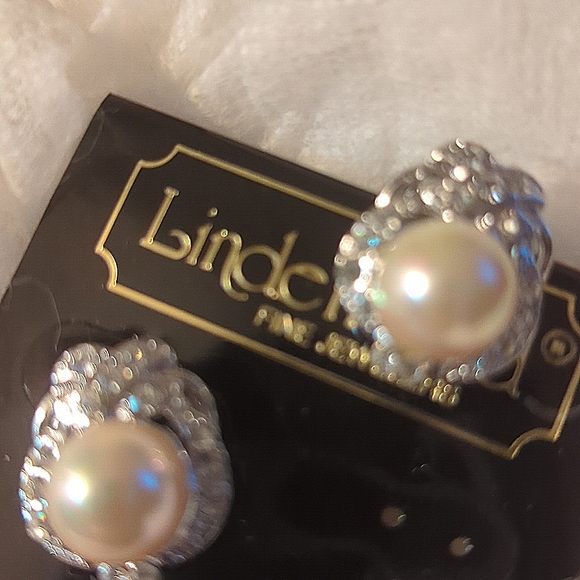 VTG Pearl Rhinestone ears - Picture 3 of 5